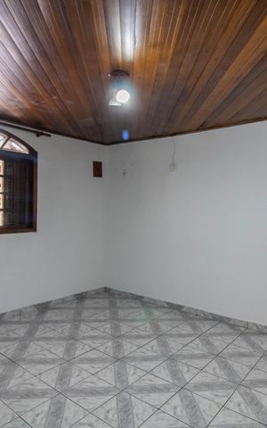 Casa à venda com 272m², 3 quartos e 2 vagas Casa à venda com 272m², 3 quartos e 2 vagasQuarto 1