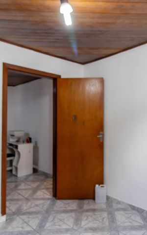 Casa à venda com 272m², 3 quartos e 2 vagas Casa à venda com 272m², 3 quartos e 2 vagasQuarto 3