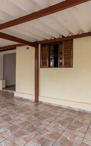 Casa à venda com 272m², 3 quartos e 2 vagas Casa à venda com 272m², 3 quartos e 2 vagasÁrea comum