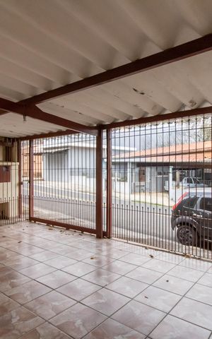 Casa à venda com 272m², 3 quartos e 2 vagas Casa à venda com 272m², 3 quartos e 2 vagasÁrea comum
