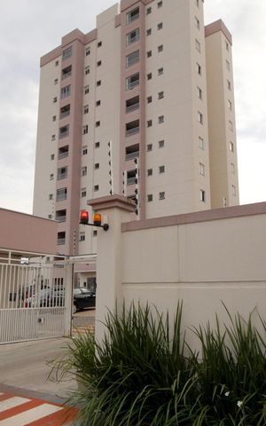 Apartamento para alugar com 62m², 2 quartos e 1 vagaFachada