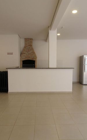 Apartamento para alugar com 62m², 2 quartos e 1 vagaÁrea comum - Salão de festas
