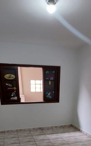 Casa à venda com 216m², 5 quartos e 3 vagas Casa à venda com 216m², 5 quartos e 3 vagasQuarto 1