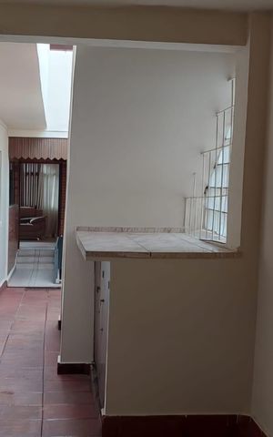 Casa à venda com 216m², 5 quartos e 3 vagas Casa à venda com 216m², 5 quartos e 3 vagasÁrea Externa