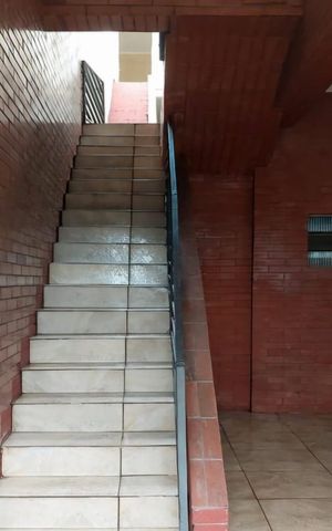Casa à venda com 216m², 5 quartos e 3 vagas Casa à venda com 216m², 5 quartos e 3 vagasÁrea Externa