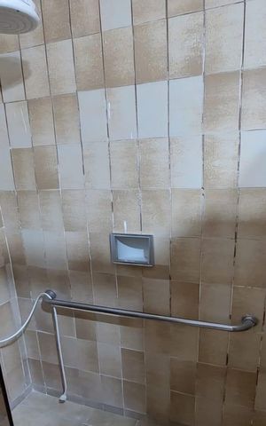 Casa à venda com 216m², 5 quartos e 3 vagas Casa à venda com 216m², 5 quartos e 3 vagasBanheiro 1