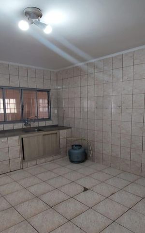 Casa à venda com 216m², 5 quartos e 3 vagas Casa à venda com 216m², 5 quartos e 3 vagasCozinha 1
