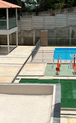 Apartamento à venda com 45m², 2 quartos e 1 vaga Apartamento à venda com 45m², 2 quartos e 1 vagaÁrea comum - Piscina