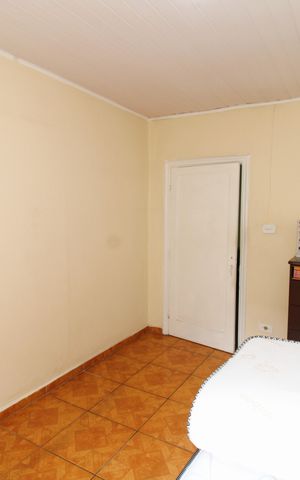 Casa à venda com 93m², 2 quartos e 2 vagasQuarto 1