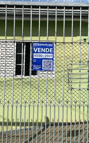 Casa à venda com 93m², 2 quartos e 2 vagas Casa à venda com 93m², 2 quartos e 2 vagasPlaca