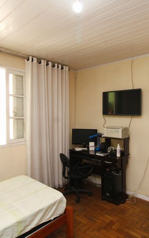 Casa à venda com 93m², 2 quartos e 2 vagasQuarto 2