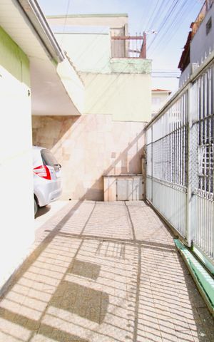 Casa à venda com 93m², 2 quartos e 2 vagasGaragem