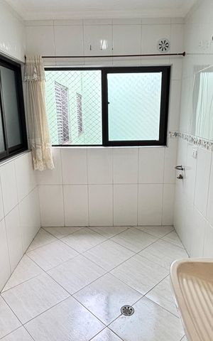 Apartamento para alugar com 105m², 3 quartos e 2 vagas Apartamento para alugar com 105m², 3 quartos e 2 vagasÁrea de Serviço