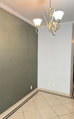 Apartamento para alugar com 105m², 3 quartos e 2 vagas Apartamento para alugar com 105m², 3 quartos e 2 vagasSala