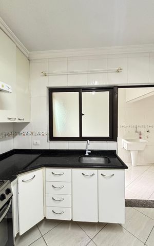 Apartamento para alugar com 105m², 3 quartos e 2 vagas Apartamento para alugar com 105m², 3 quartos e 2 vagasCozinha