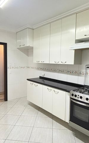 Apartamento para alugar com 105m², 3 quartos e 2 vagas Apartamento para alugar com 105m², 3 quartos e 2 vagasCozinha