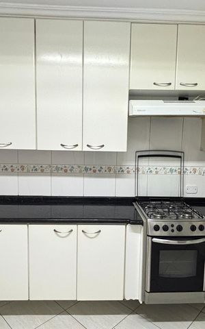 Apartamento para alugar com 105m², 3 quartos e 2 vagas Apartamento para alugar com 105m², 3 quartos e 2 vagasCozinha