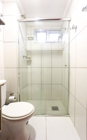 Apartamento à venda com 55m², 2 quartos e 1 vaga Apartamento à venda com 55m², 2 quartos e 1 vagaBanheiro