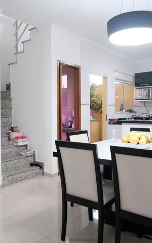 Casa de condomínio à venda com 137m², 3 quartos e 2 vagasSala de Jantar