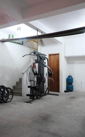 Casa de condomínio à venda com 137m², 3 quartos e 2 vagasGaragem