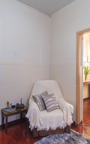 Casa à venda com 150m², 4 quartos e 1 vaga Casa à venda com 150m², 4 quartos e 1 vagaSuíte 2