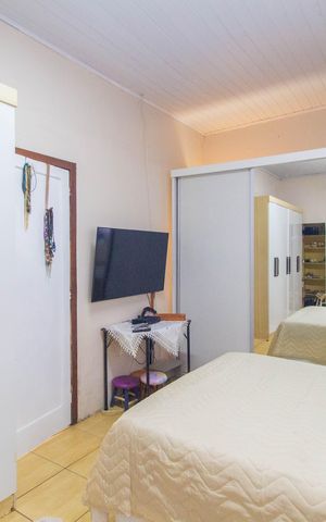 Casa à venda com 150m², 4 quartos e 1 vaga Casa à venda com 150m², 4 quartos e 1 vagaSuíte 1