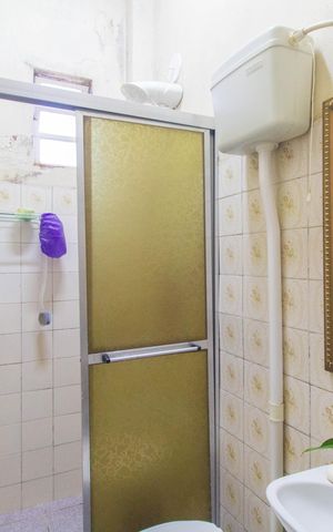 Casa à venda com 150m², 4 quartos e 1 vaga Casa à venda com 150m², 4 quartos e 1 vagaBanheiro da Suíte 1