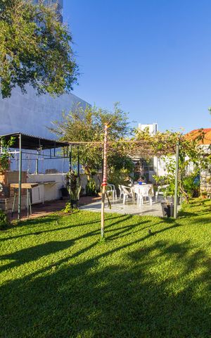 Casa à venda com 150m², 4 quartos e 1 vaga Casa à venda com 150m², 4 quartos e 1 vagaQuintal