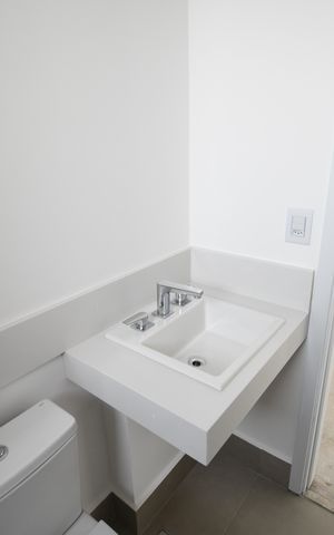 Apartamento à venda com 171m², 3 quartos e 3 vagasBanheiro / Suíte 3