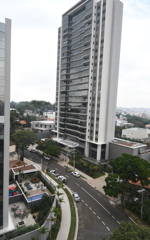 Apartamento à venda com 171m², 3 quartos e 3 vagasQuarto Suíte 3 - Vista
