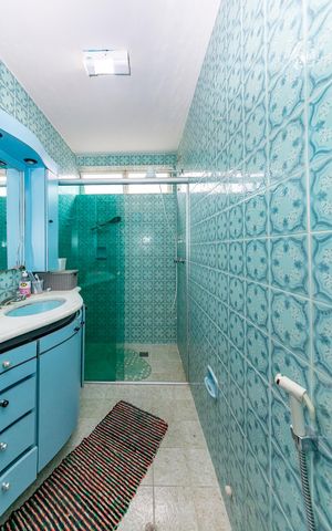 Apartamento à venda com 85m², 3 quartos e 1 vaga Apartamento à venda com 85m², 3 quartos e 1 vagaBanheiro Social