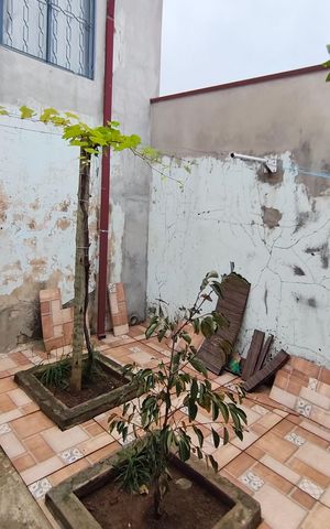 Casa à venda com 297m², 3 quartos e 3 vagas Casa à venda com 297m², 3 quartos e 3 vagasQuintal