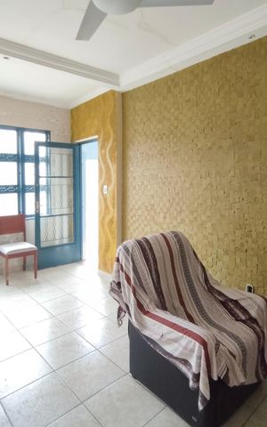 Casa à venda com 297m², 3 quartos e 3 vagas Casa à venda com 297m², 3 quartos e 3 vagasSala