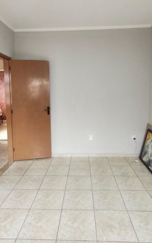 Casa à venda com 297m², 3 quartos e 3 vagas Casa à venda com 297m², 3 quartos e 3 vagasQuarto 2
