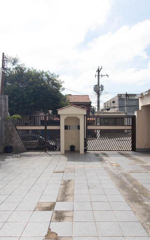 Casa de condomínio à venda com 145m², 3 quartos e 1 vaga Casa de condomínio à venda com 145m², 3 quartos e 1 vagaGaragem