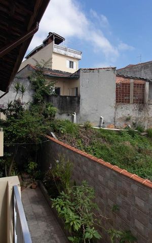 Casa de condomínio à venda com 145m², 3 quartos e 1 vaga Casa de condomínio à venda com 145m², 3 quartos e 1 vagaSacada Quarto 1