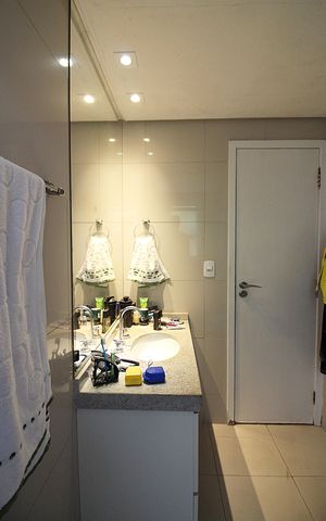 Apartamento à venda com 242m², 5 quartos e 3 vagasSuíte 2 Banheiro