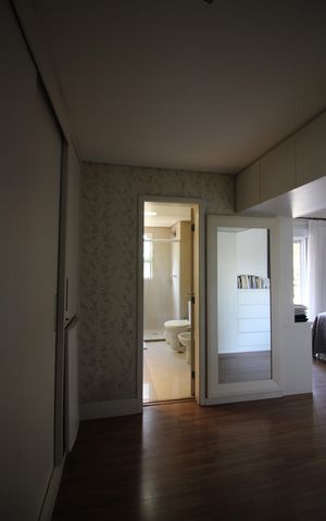 Apartamento à venda com 242m², 5 quartos e 3 vagasSuíte 1 Banheiro