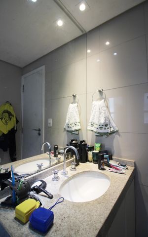 Apartamento à venda com 242m², 5 quartos e 3 vagasSuíte 2 Banheiro