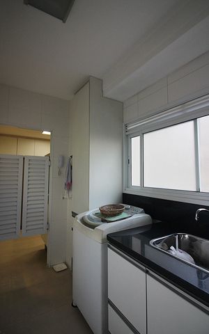 Apartamento à venda com 242m², 5 quartos e 3 vagasÁrea de Serviço