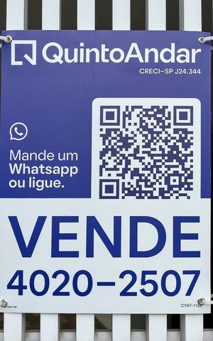 Casa à venda com 207m², 3 quartos e 2 vagasPlaca - CYAT-1169