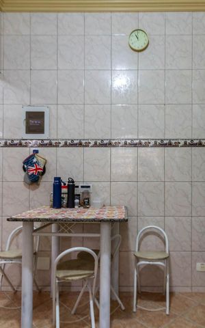 Casa à venda com 146m², 4 quartos e 2 vagas Casa à venda com 146m², 4 quartos e 2 vagasCozinha