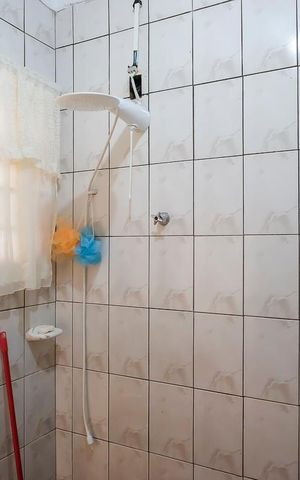 Casa à venda com 180m², 3 quartos e 5 vagasBanheiro