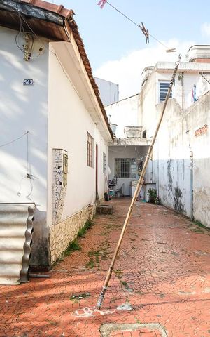 Casa à venda com 180m², 3 quartos e 5 vagasGaragem e quintal