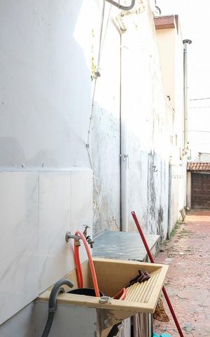 Casa à venda com 180m², 3 quartos e 5 vagasÁrea de serviço