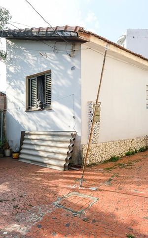 Casa à venda com 180m², 3 quartos e 5 vagasGaragem e quintal