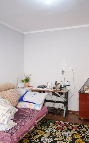 Casa à venda com 180m², 3 quartos e 5 vagasSala