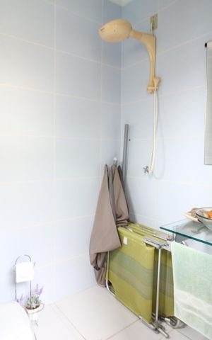 Casa à venda com 226m², 4 quartos e 6 vagasBanheiro da Piscina
