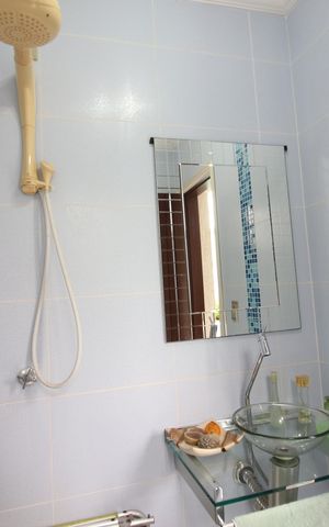 Casa à venda com 226m², 4 quartos e 6 vagasBanheiro da Piscina