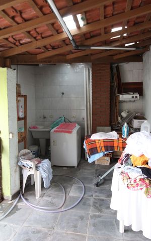Casa à venda com 226m², 4 quartos e 6 vagasÁrea de Serviço